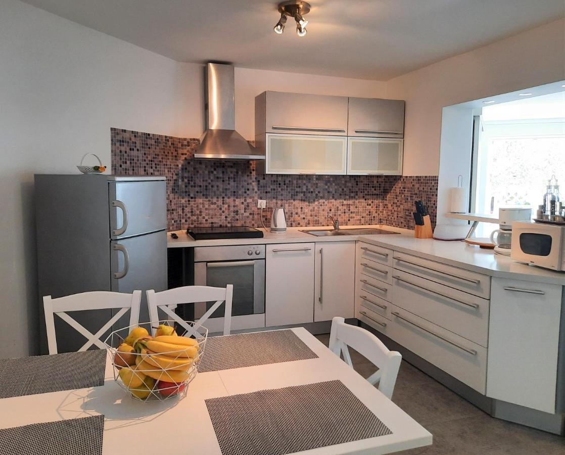 Apartment Mato Барбарига Екстериор снимка